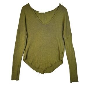 Free People We The Free Olive Thermal Knit Top Raw Hem Long Sleeve Boho